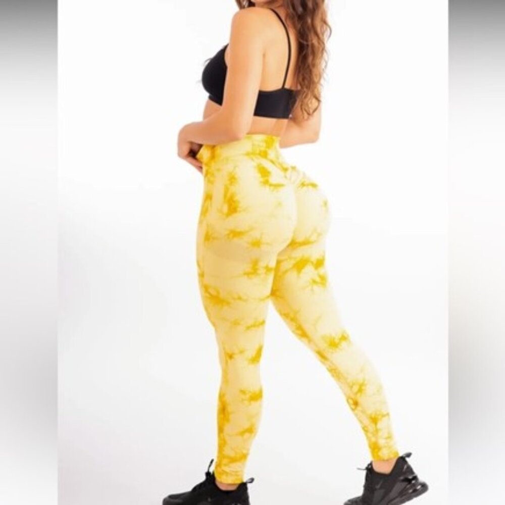 Pcheebum yellow marble tie dye scrunch leggings size small